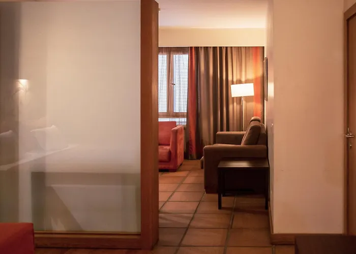 Turisticos Atlantida Aparthotel 4*