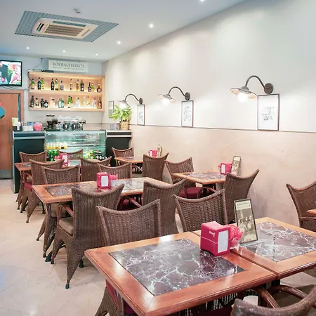 Turisticos Atlantida Apartmanhotel