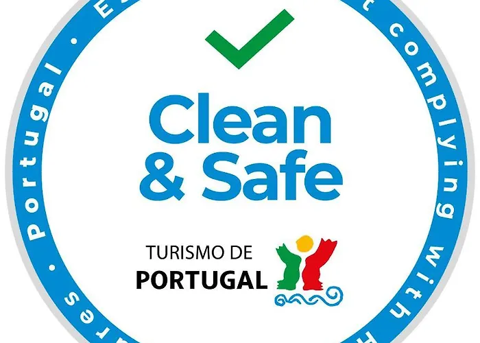 アパートホテル アパルタメントス ツリスティコス アトランティーダ 4*